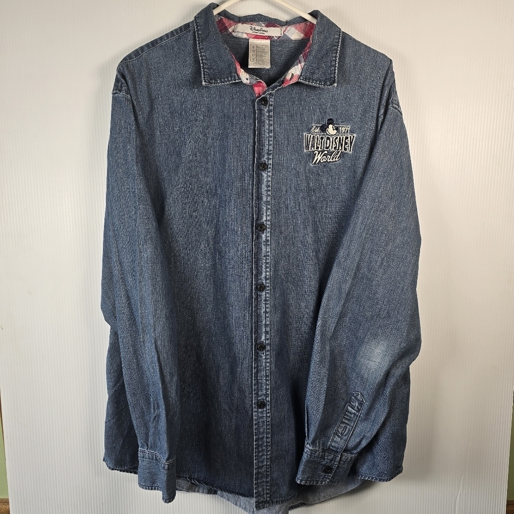 90s Walt Disney World Denim Shirt Size Xlarge Button Embroidered Mickey Mouse